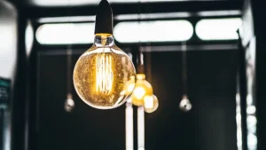 Mikor kell villanyszerelőt hívnod? Elektromos hibák felismerése és megoldása Szegeden